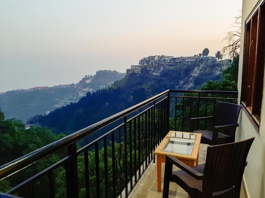 Hotel Oakland Landour Масурі Екстер'єр фото